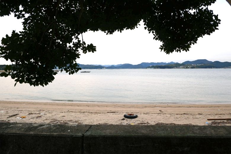 海で海水塩づくり